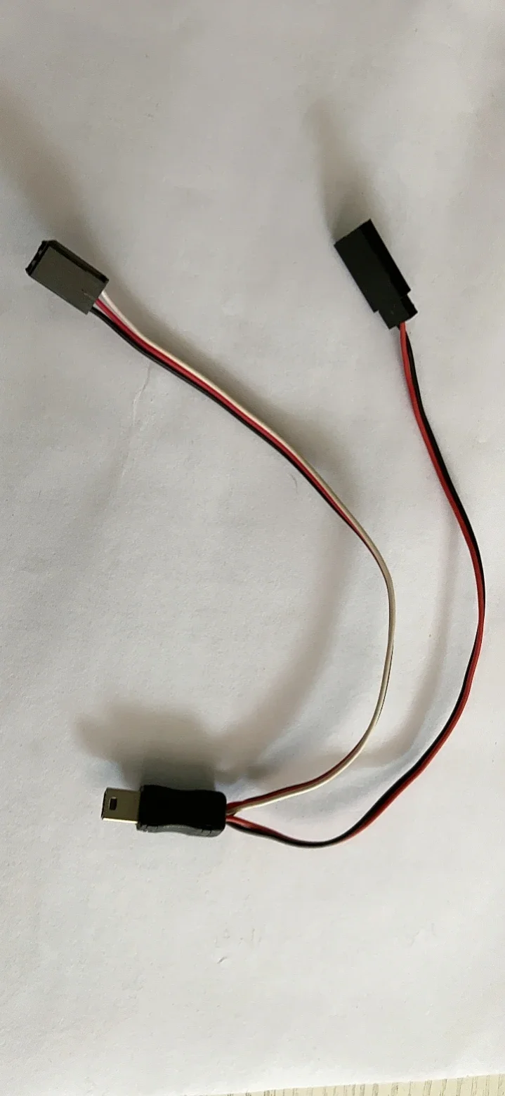 Composite Rca Cable - FPV AVミニUSB出力ケーブル電源（JR Futabaサーボ）ワイヤーアダプター GoPro Hero、runcam 2、スポーツカメラ、RCカー、ジンバル、VTX用